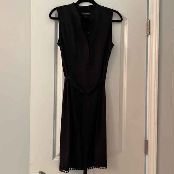 Classic little black dress for all occasions - Picture 1 of 3